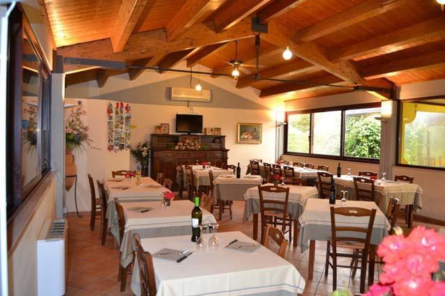Il Sentiero Hotel Ostra Vetere Exterior photo